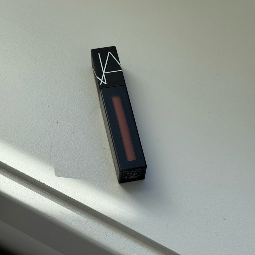 NARS Slow Ride Matte Lip Color - Picture 4 of 4
